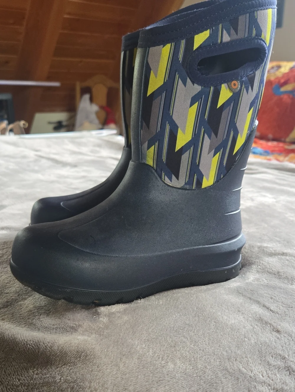 BOGS. Kids Waterproof Navy and Yellow Patterned Rain Boots